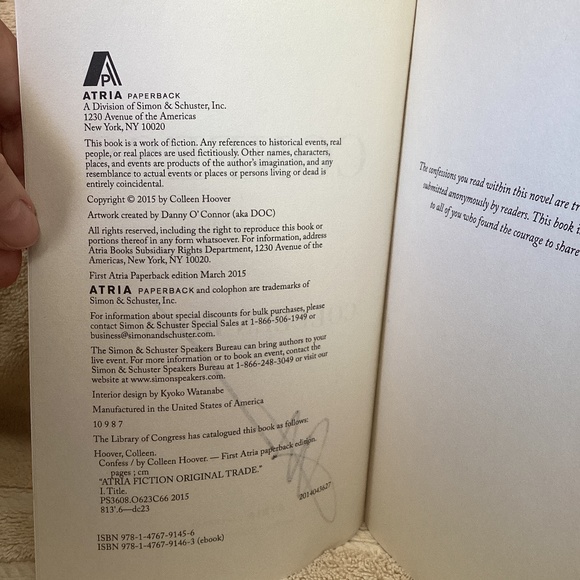 SIGNED AUTOGRAPHED Confess Colleen Hoover a Novel book - Picture 3 of 9